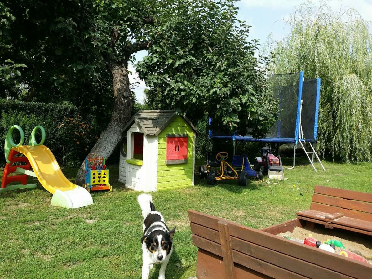 Gosciniec Galkowo Guest House Exterior photo